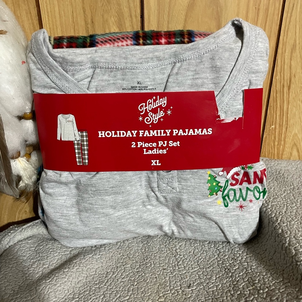 Holiday Style Gray Pajama Set